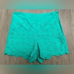 DRAPER JAMES KELLY GREEN HIGH WAIST LACE SHORTS - Size 16 SKU:247